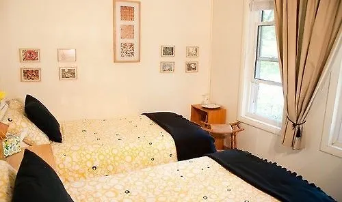 Homestead House B&B Hamilton Canada